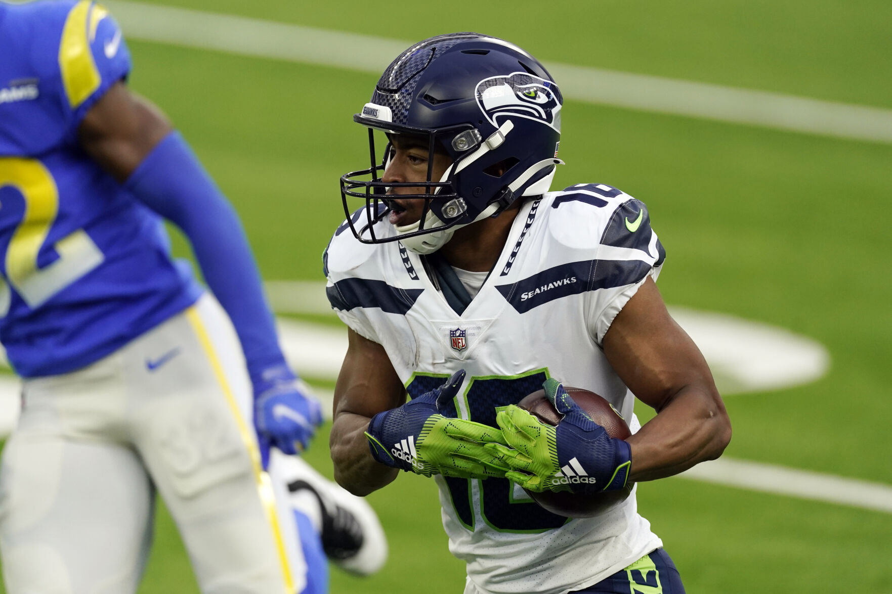 Seahawks Rams Football